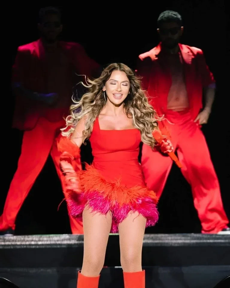 hadise_1