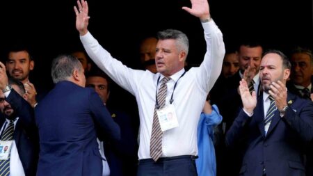 Sadettin Saran: Fenerbahçe’nin Olağanüstü Genel Kurulunda Bayram Günü! Sadettin Saran Fenerbahcenin Olaganustu Genel Kurulunda Bayram Gunu